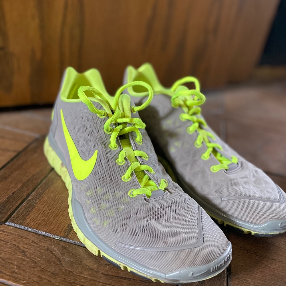 Nike Free Fit 2 -Nike training women’s 9.5 shoes